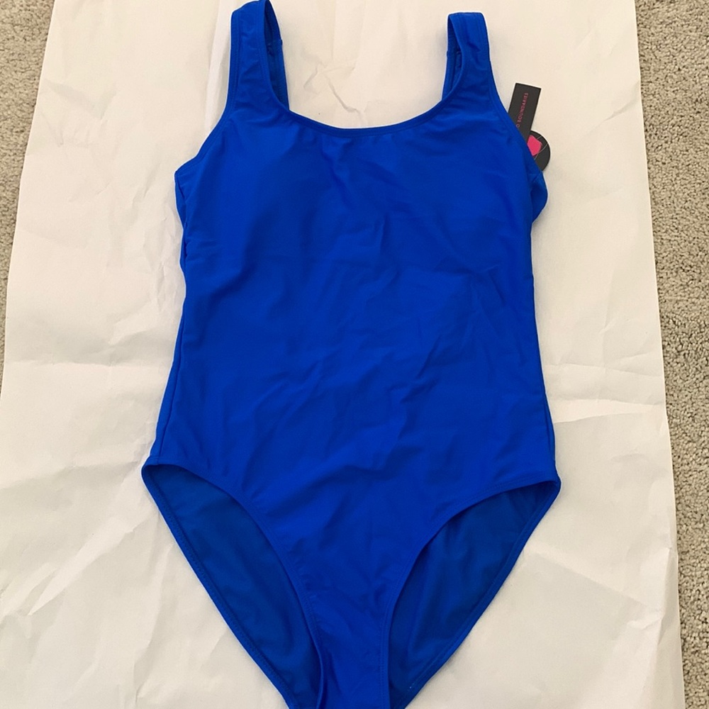 One piece bathing suit